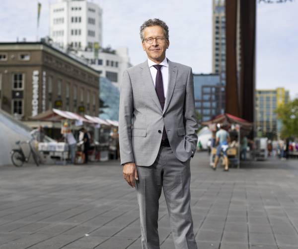 Jeroen Dijsselbloem geïnstalleerd als burgemeester van Eindhoven