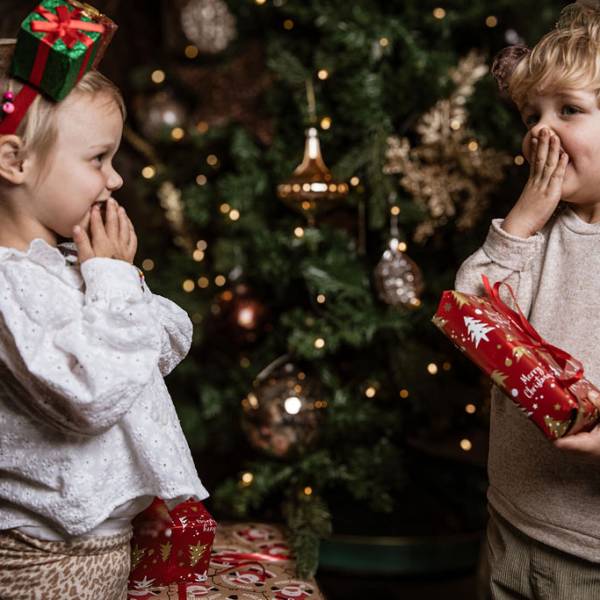 Christel uit Eindhoven lanceert hartverwarmend kerstinitiatief Secret Santa - een fijne kerst voor ieder kind!